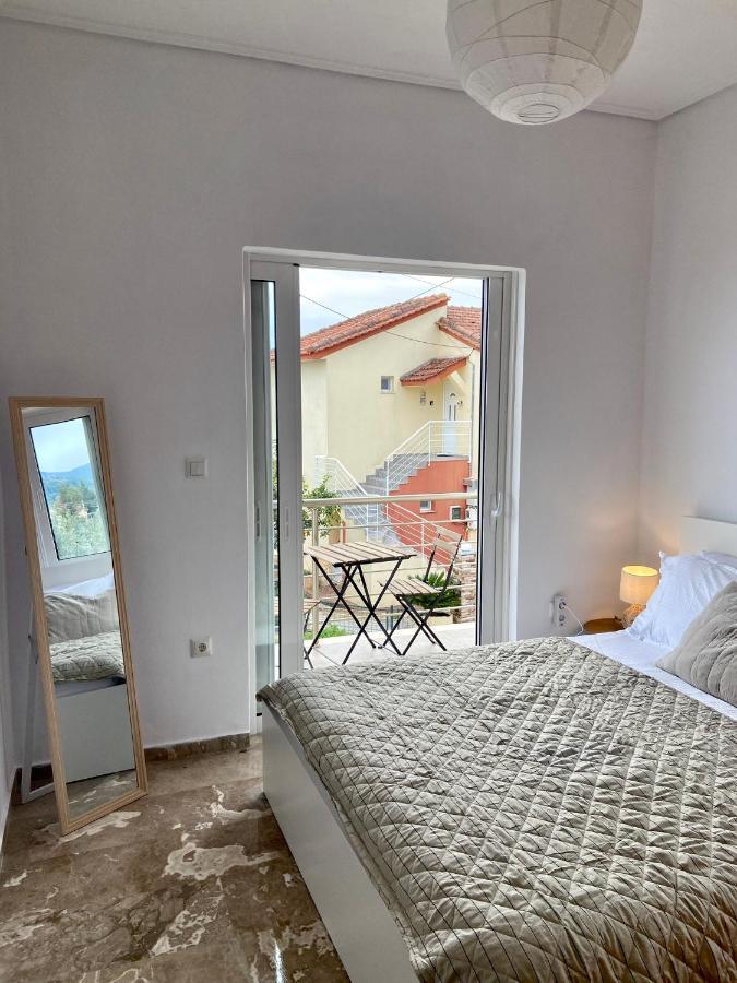 Villa Delfini Chrani Exteriör bild