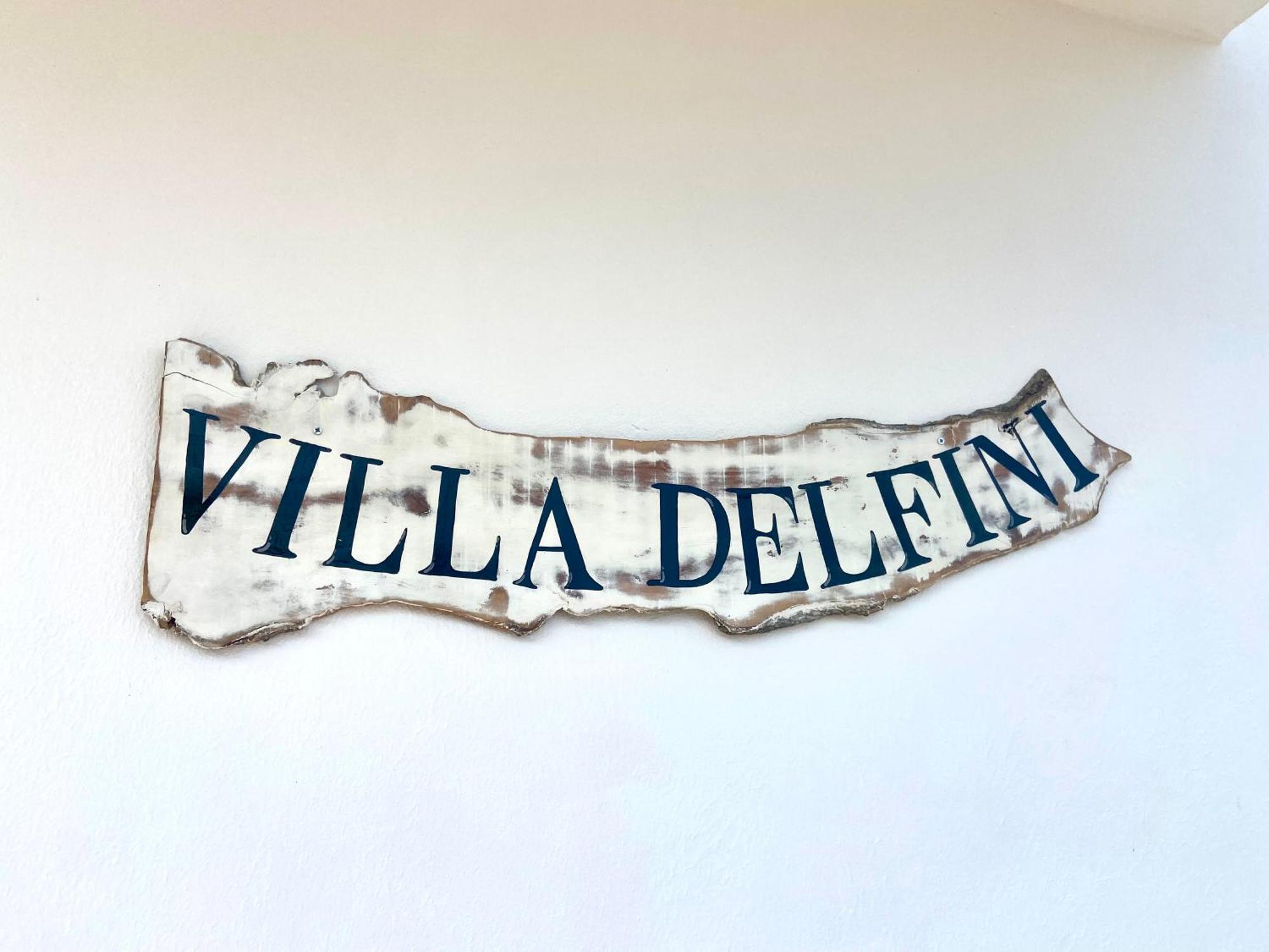 Villa Delfini Chrani Exteriör bild